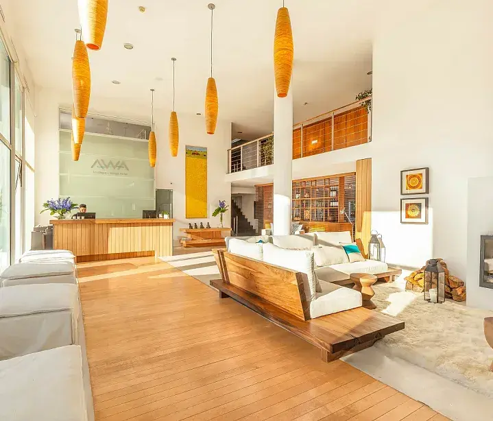Lobby del AWA Hotel